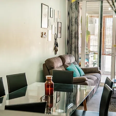 Daire A Seaside With Country Views *