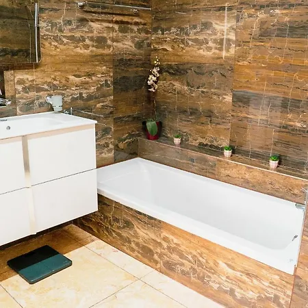 A Seaside With Country Views Lejlighed